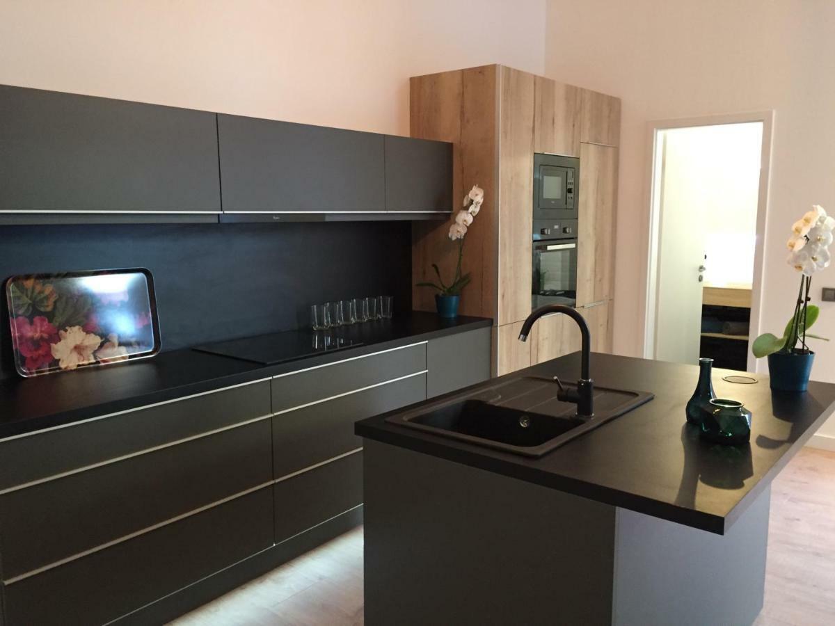 Regi Highrise Oasis Appartamento *