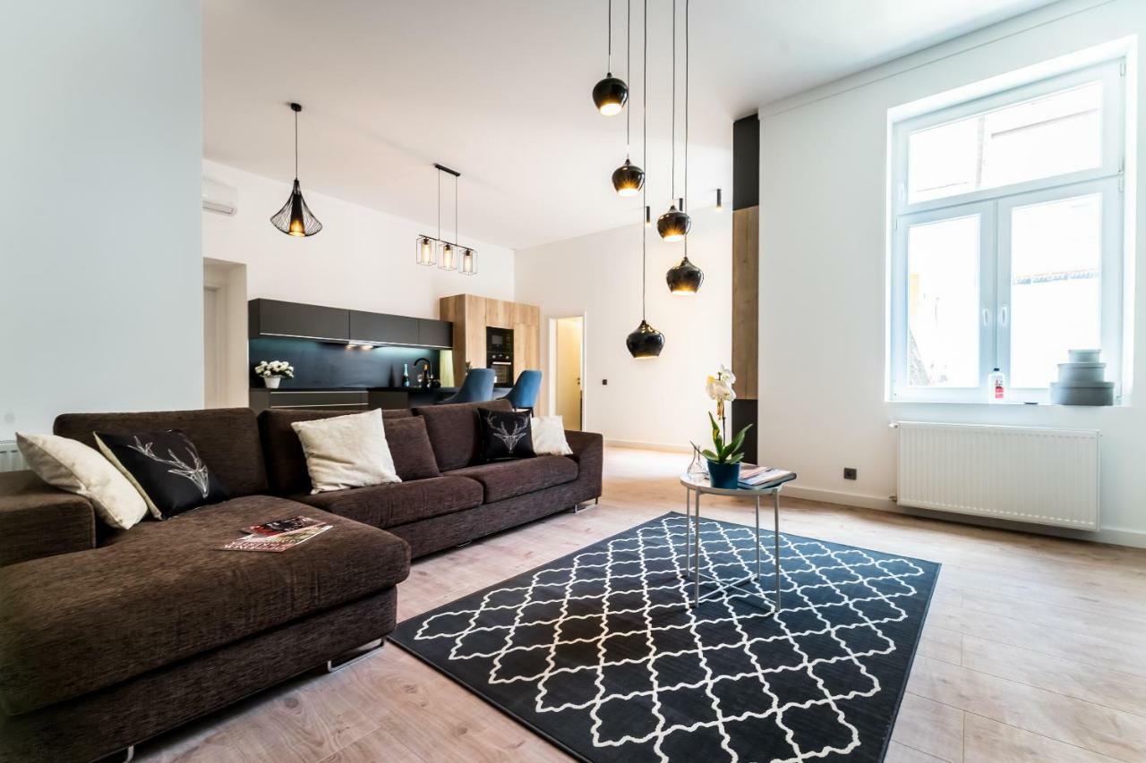 Regi Highrise Oasis * Budapest